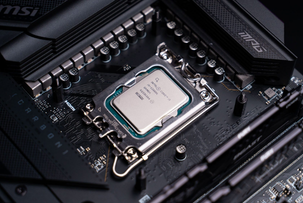Intel’s Raptor Lake Next in 2027: Familiar Name, New Questions